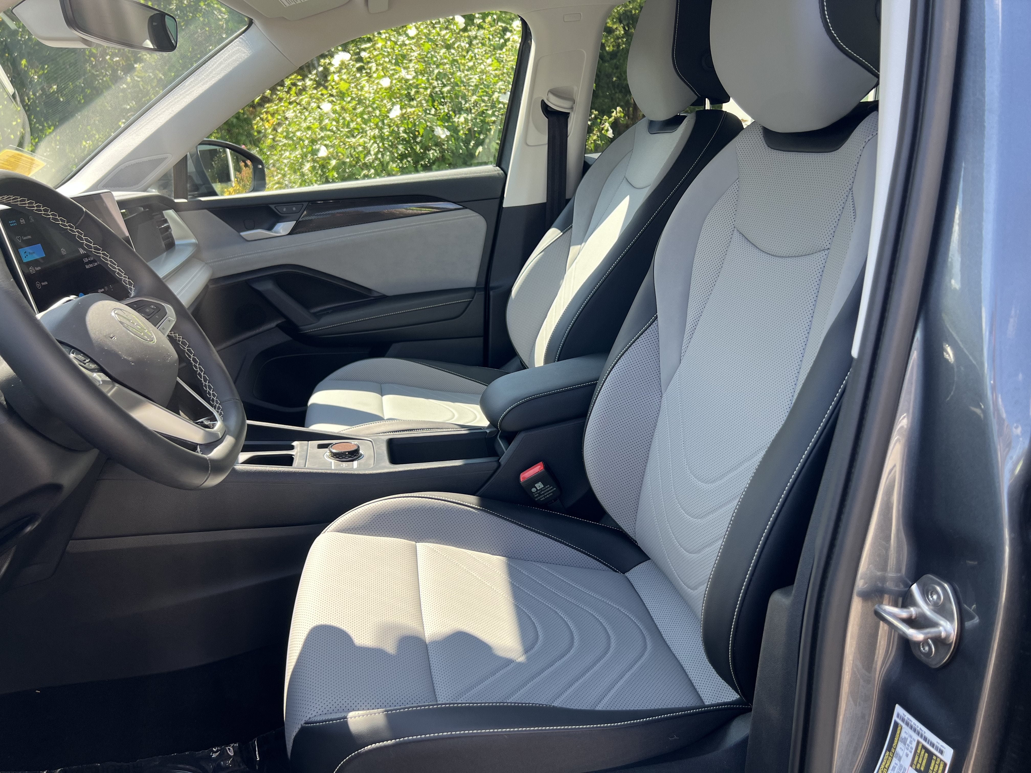 2025 Volkswagen Tiguan SE
