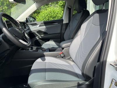2025 Volkswagen Tiguan SE