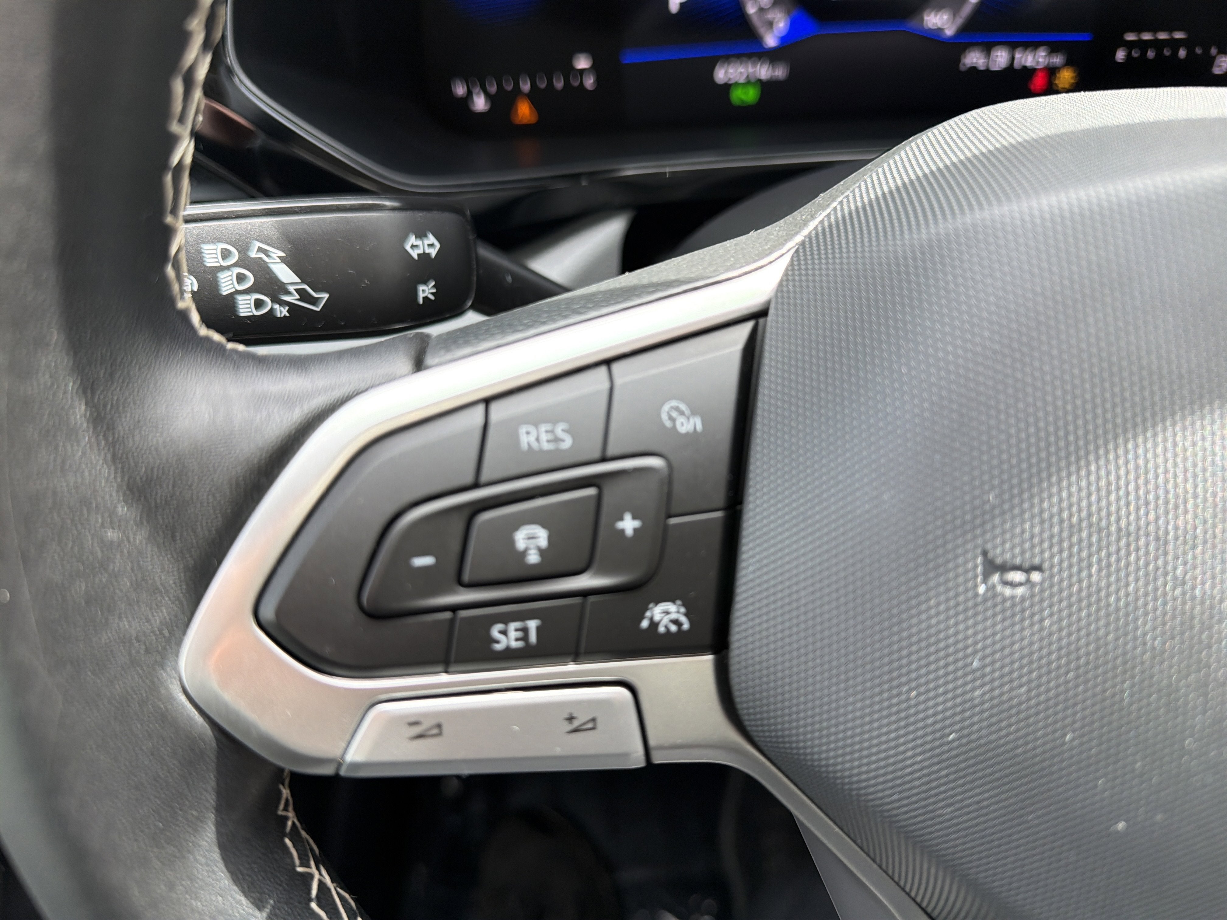 2023 Volkswagen Taos S