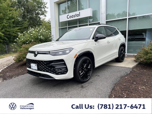 2025 Volkswagen Tiguan SE R-Line Black