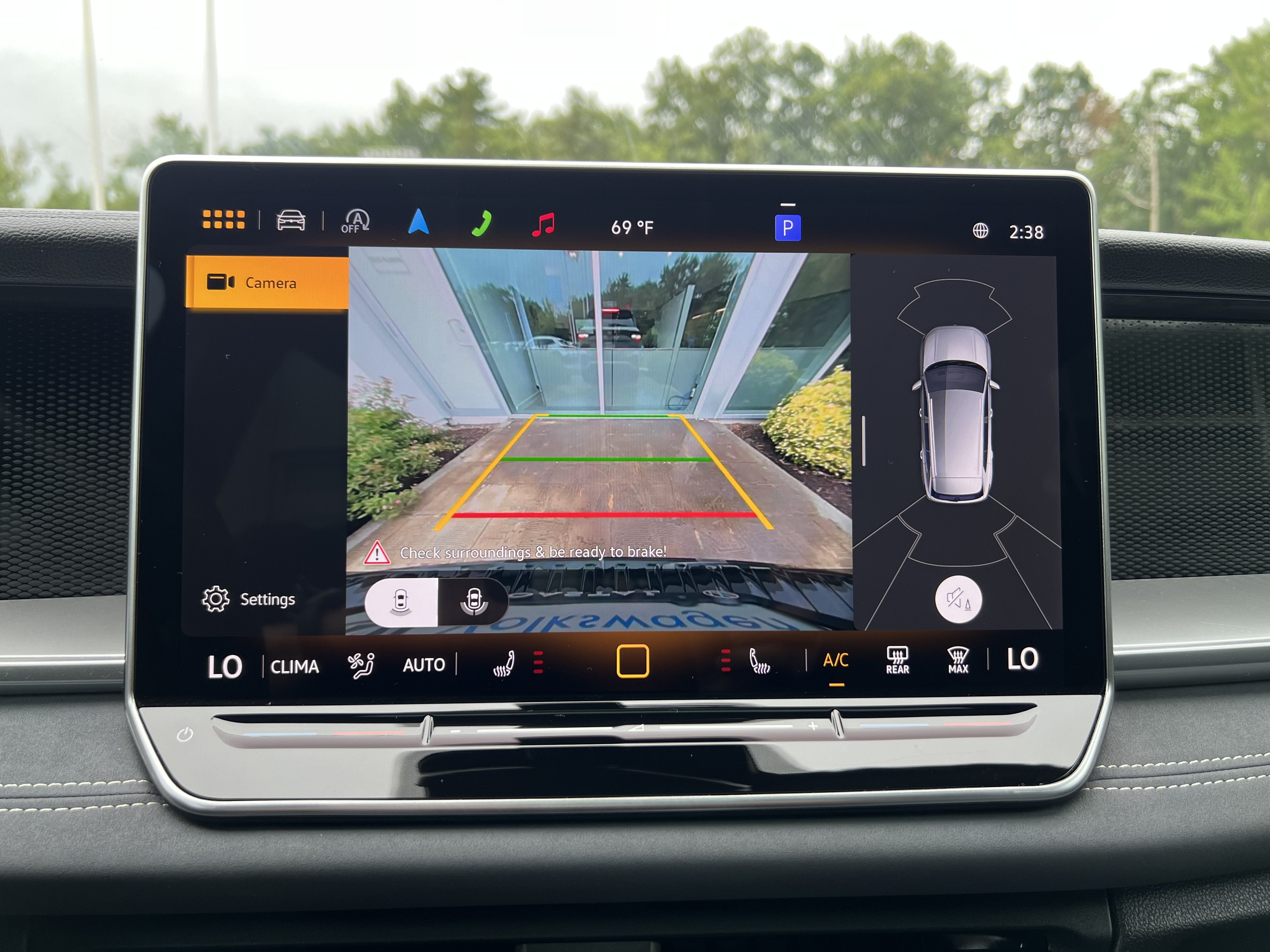 2025 Volkswagen Tiguan SE R-Line Black