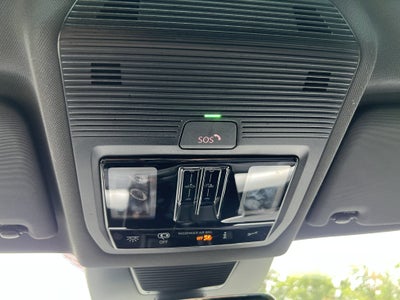 2025 Volkswagen Tiguan SE R-Line Black