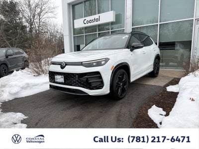 2025 Volkswagen Tiguan SE R-Line Black