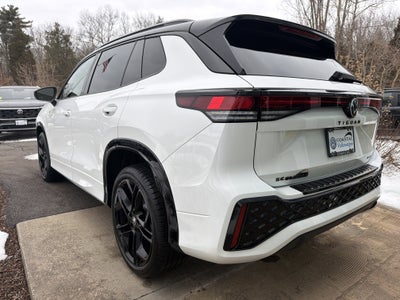 2025 Volkswagen Tiguan SE R-Line Black