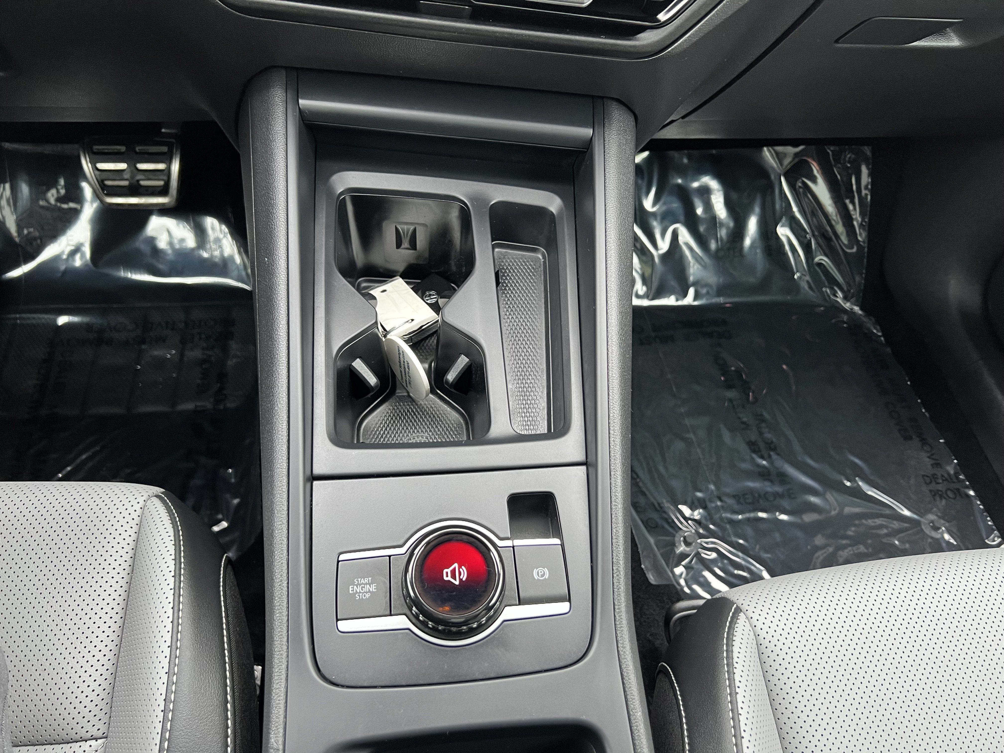 2025 Volkswagen Tiguan SE R-Line Black