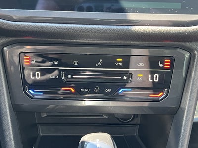 2023 Volkswagen Tiguan SE W/ Panoramic Sunroof
