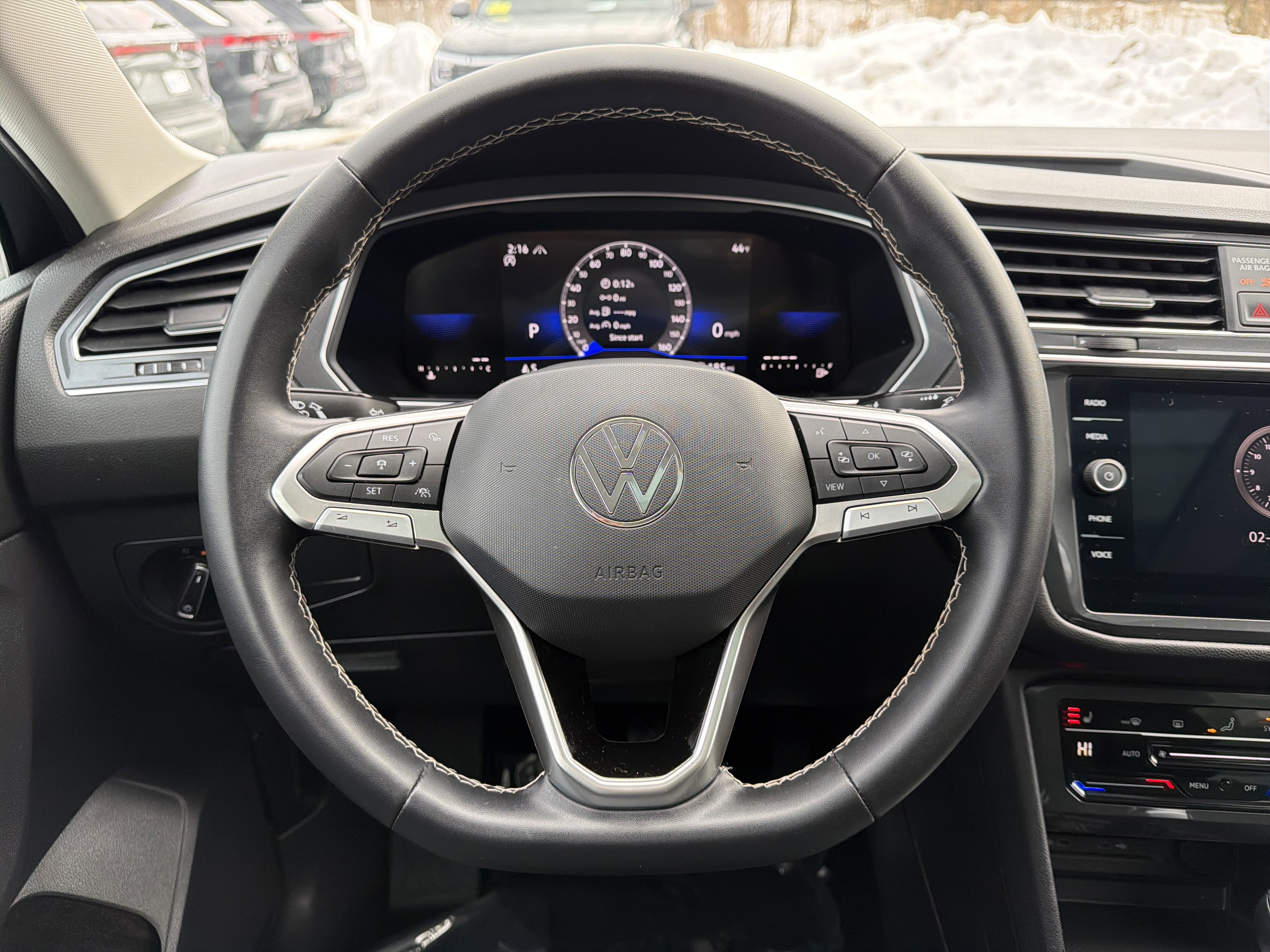 2023 Volkswagen Tiguan SE