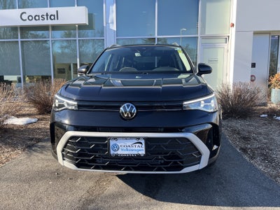 2025 Volkswagen Taos SE w/panoramic sunroof