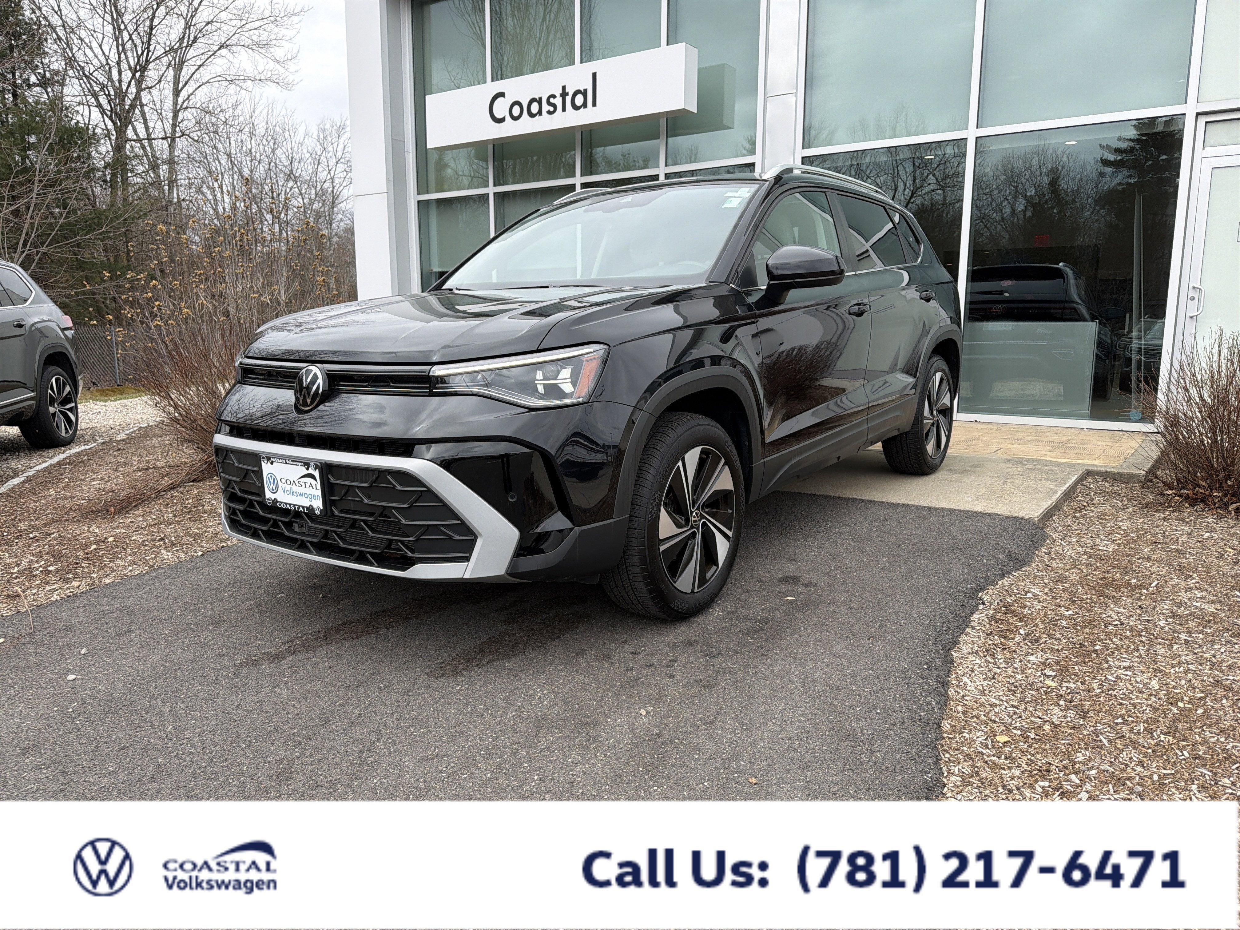 2025 Volkswagen Taos SE w/panoramic sunroof