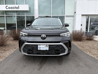 2025 Volkswagen Taos SE w/panoramic sunroof