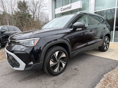 2025 Volkswagen Taos SE w/panoramic sunroof