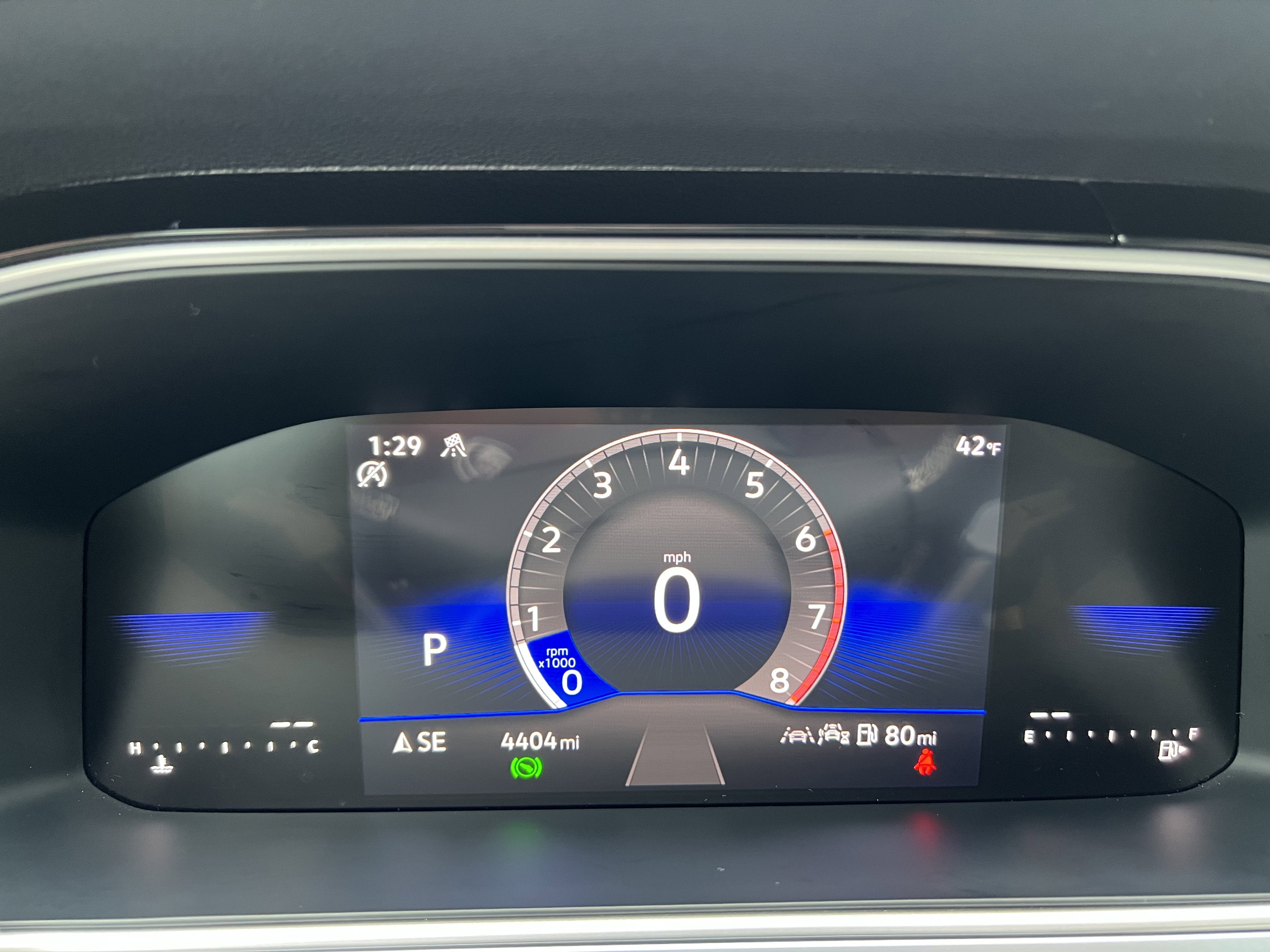 2025 Volkswagen Taos SE w/panoramic sunroof