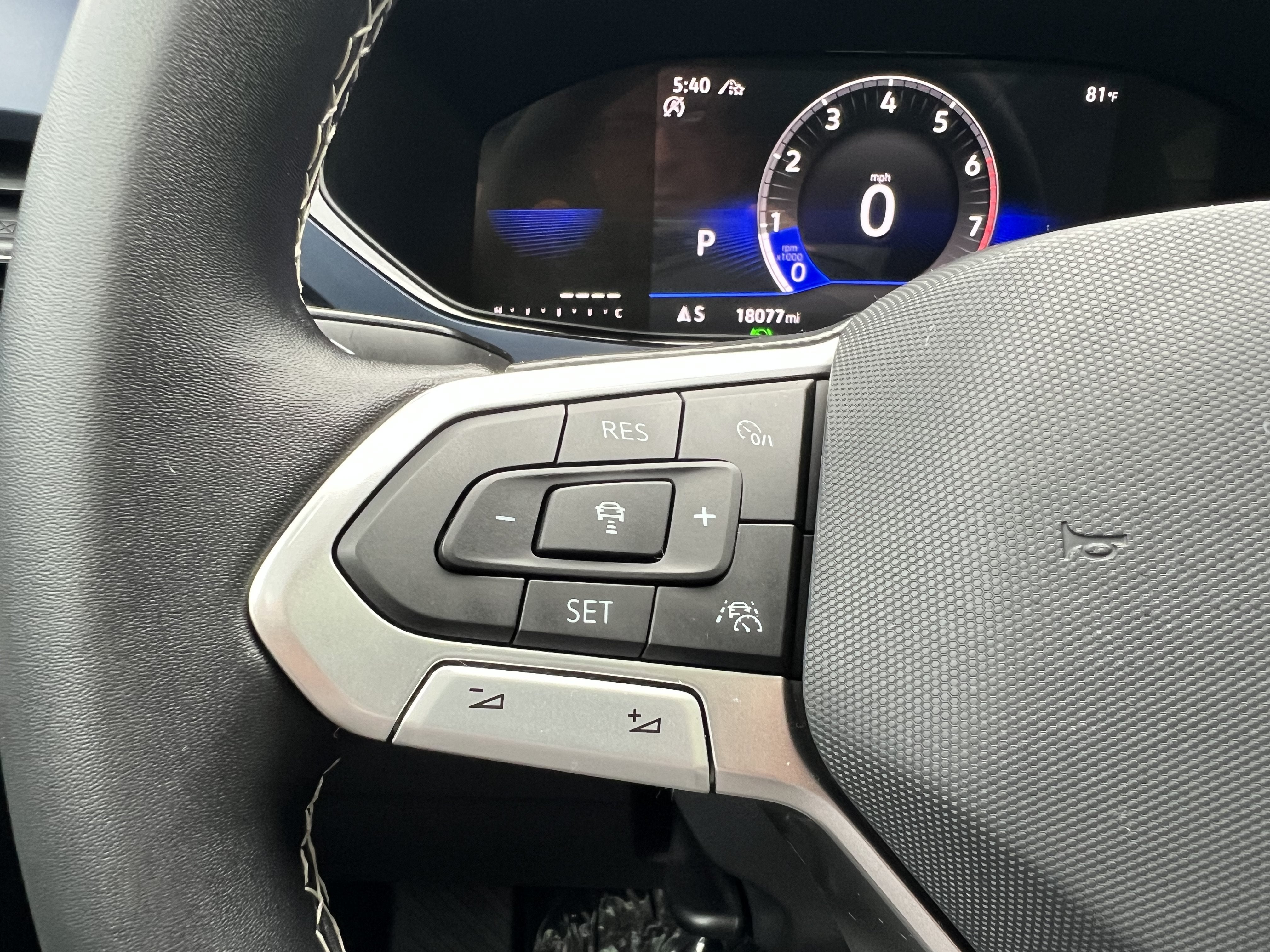 2023 Volkswagen Taos SE