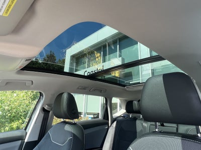2023 Volkswagen Taos SE w/panoramic sunroof