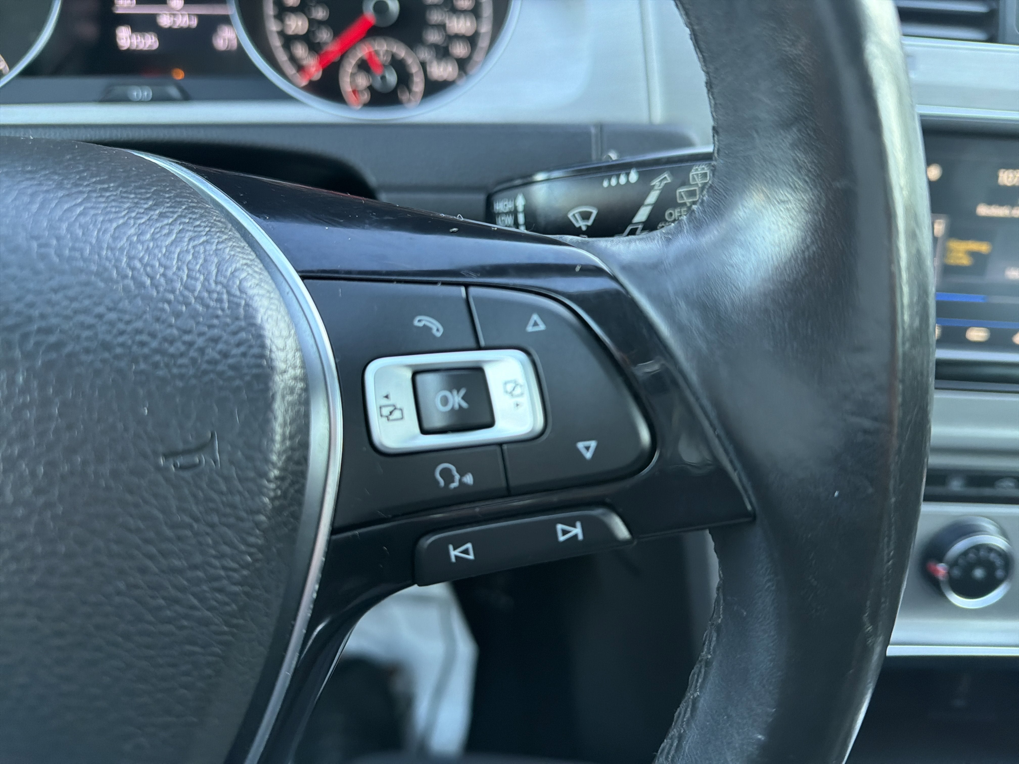 2017 Volkswagen Golf Base