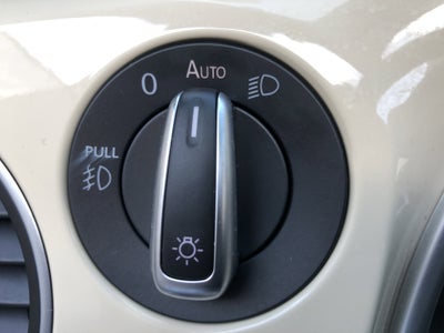 2019 Volkswagen Beetle Convertible Base