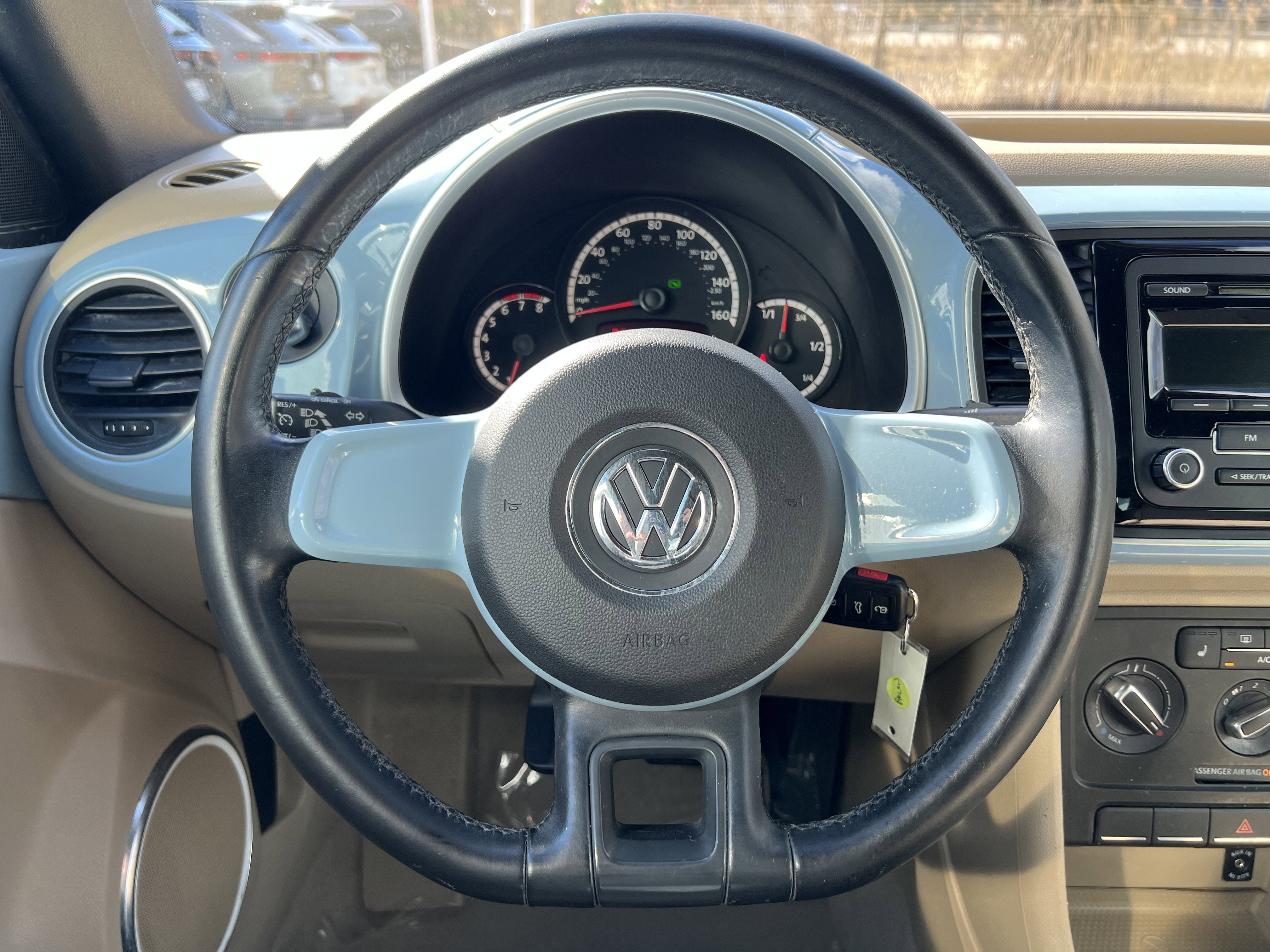 2013 Volkswagen Beetle Convertible 2.5L