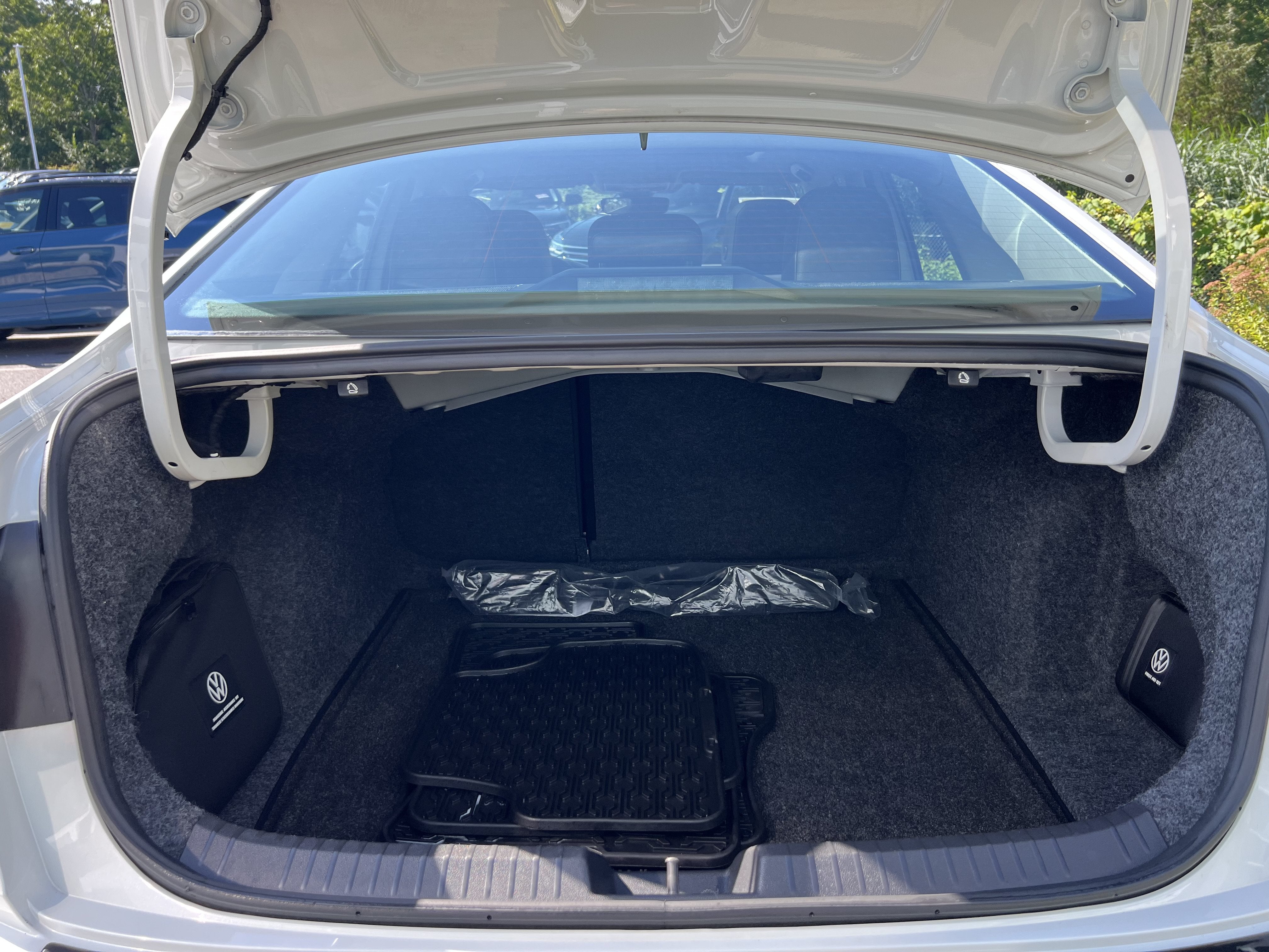 2023 Volkswagen Jetta SE