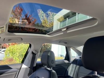2023 Volkswagen Jetta SE w/sunroof