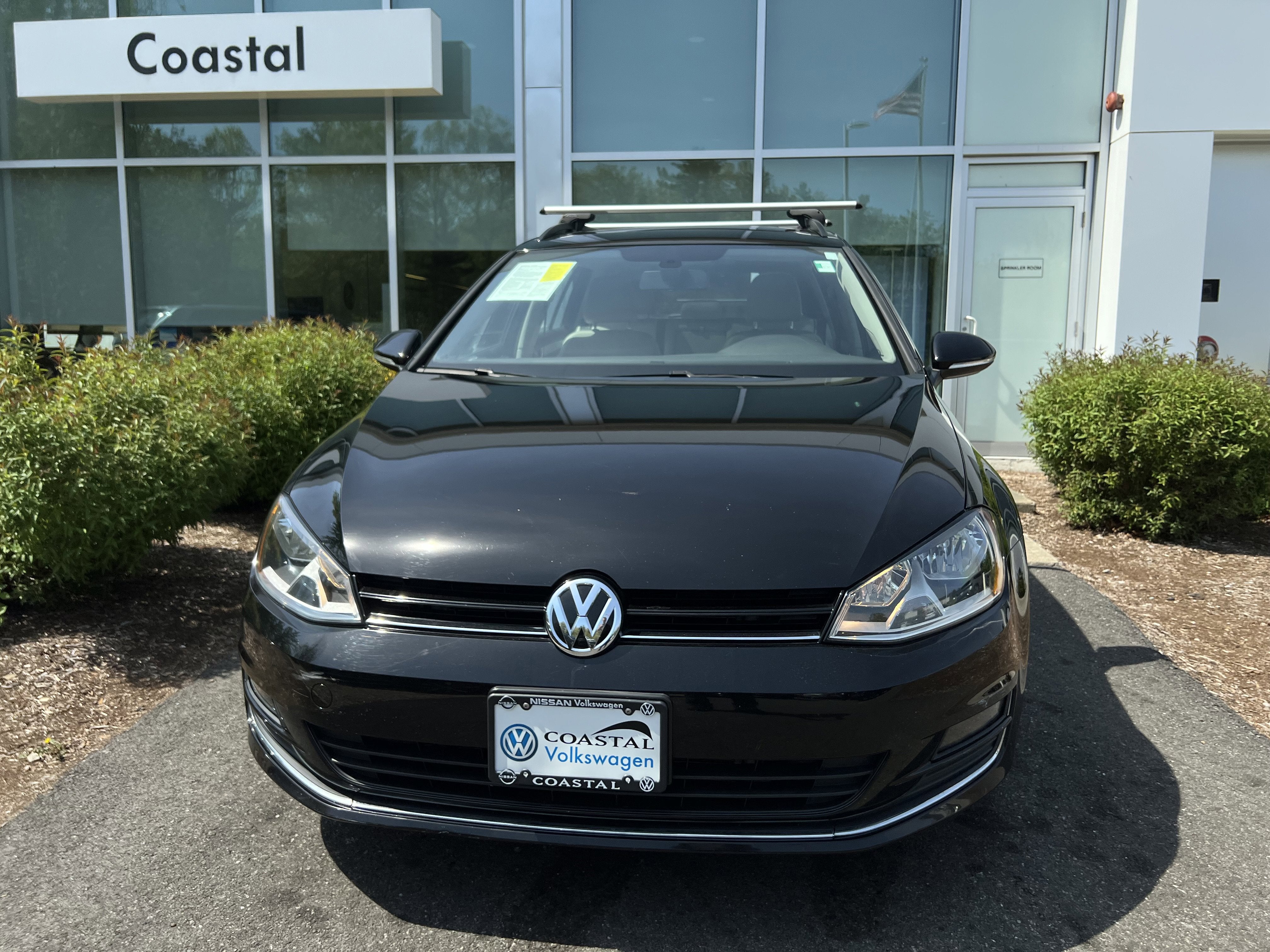 2017 Volkswagen Golf SportWagen Base