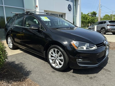 2017 Volkswagen Golf SportWagen Base