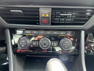 2019 Volkswagen Jetta Base