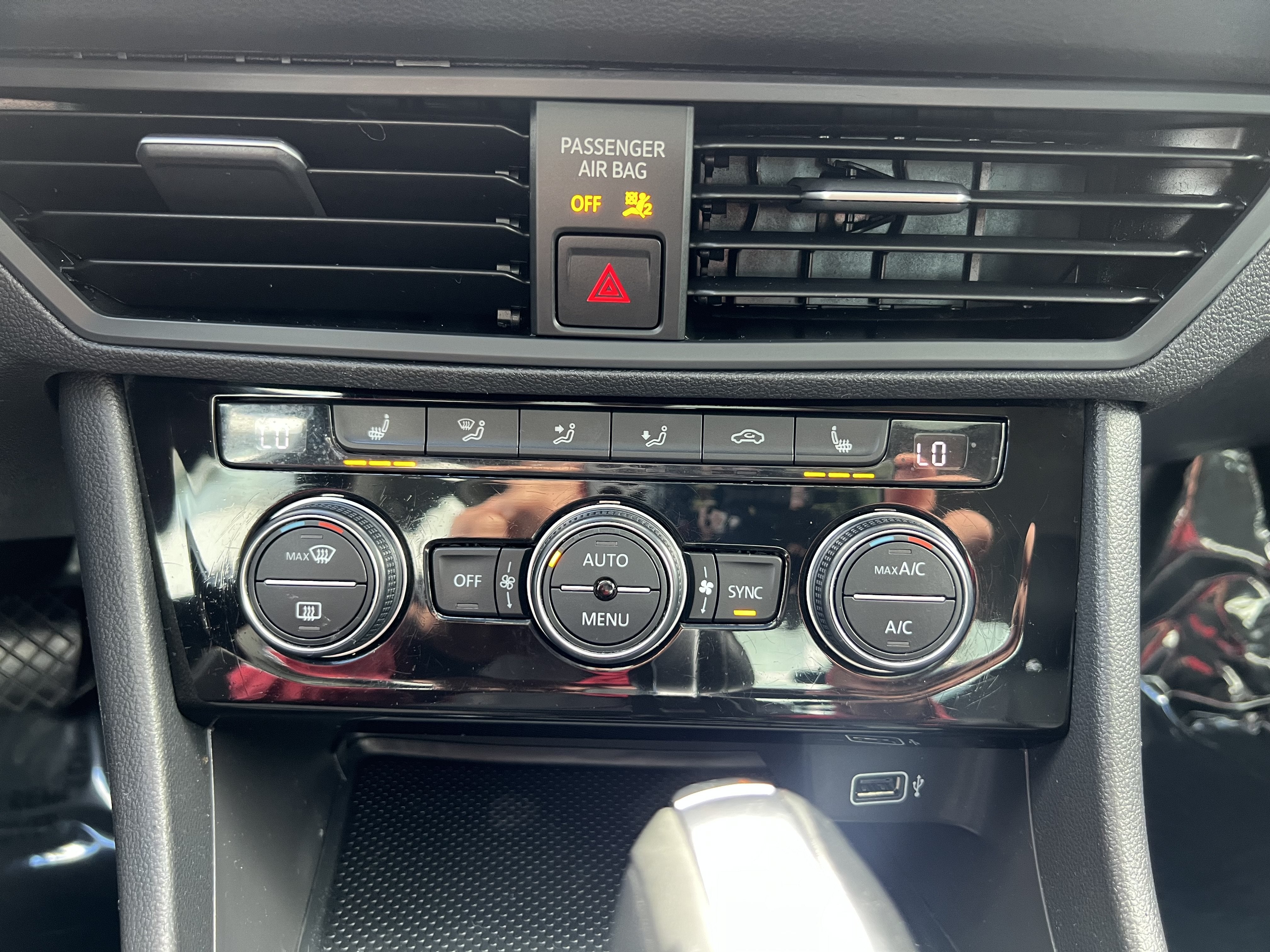 2019 Volkswagen Jetta Base