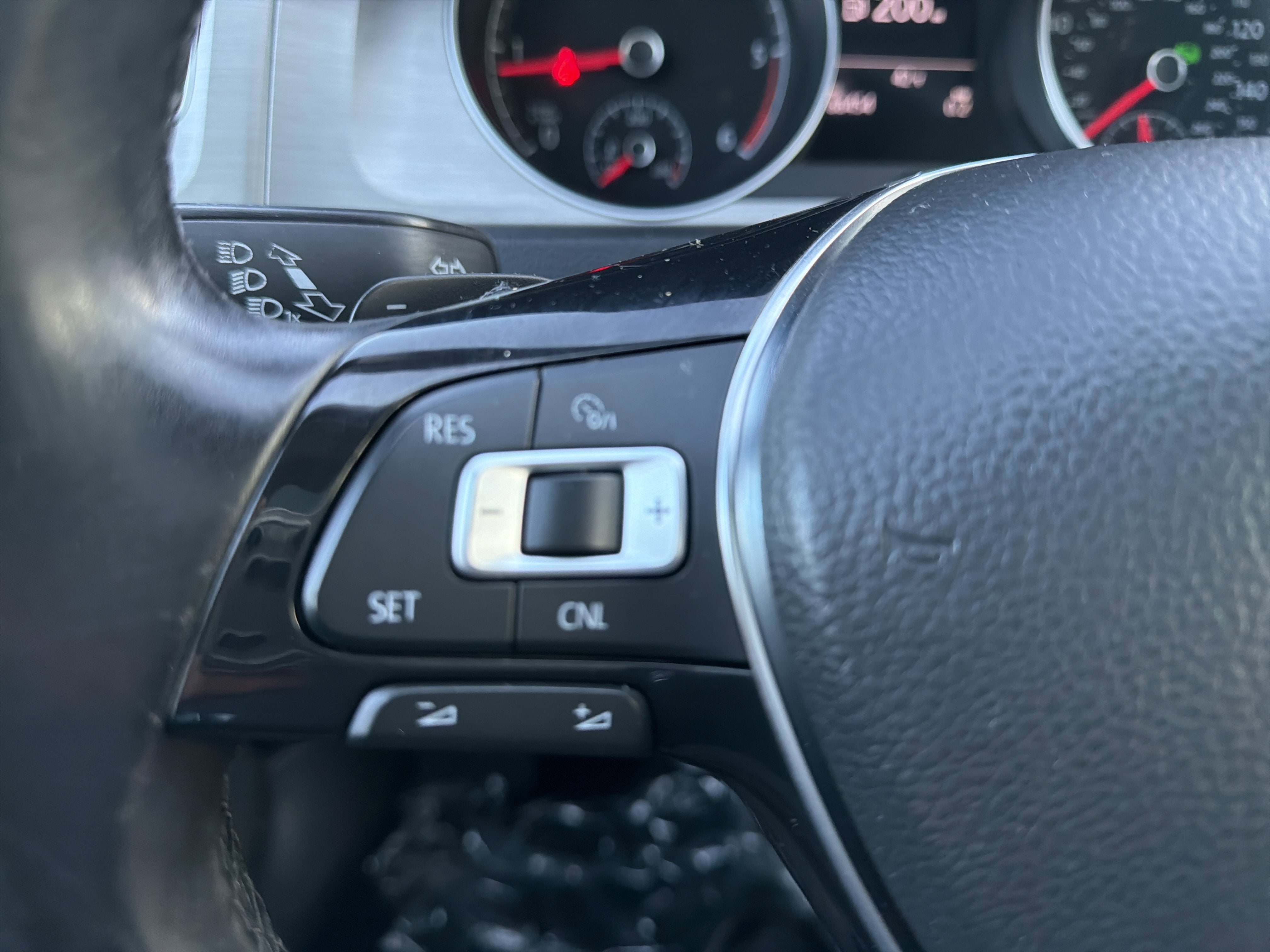 2015 Volkswagen Golf SportWagen TDI S