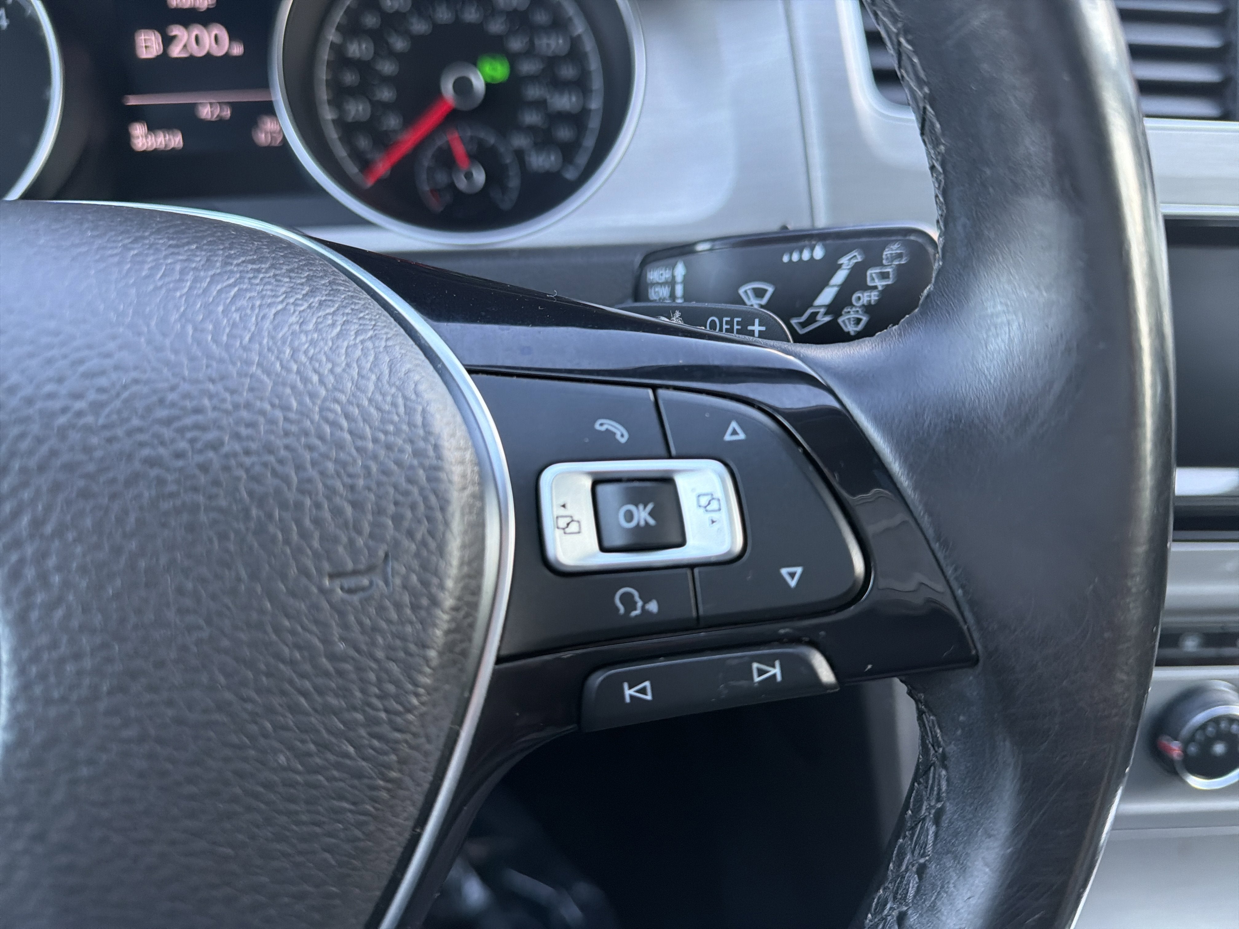 2015 Volkswagen Golf SportWagen TDI S