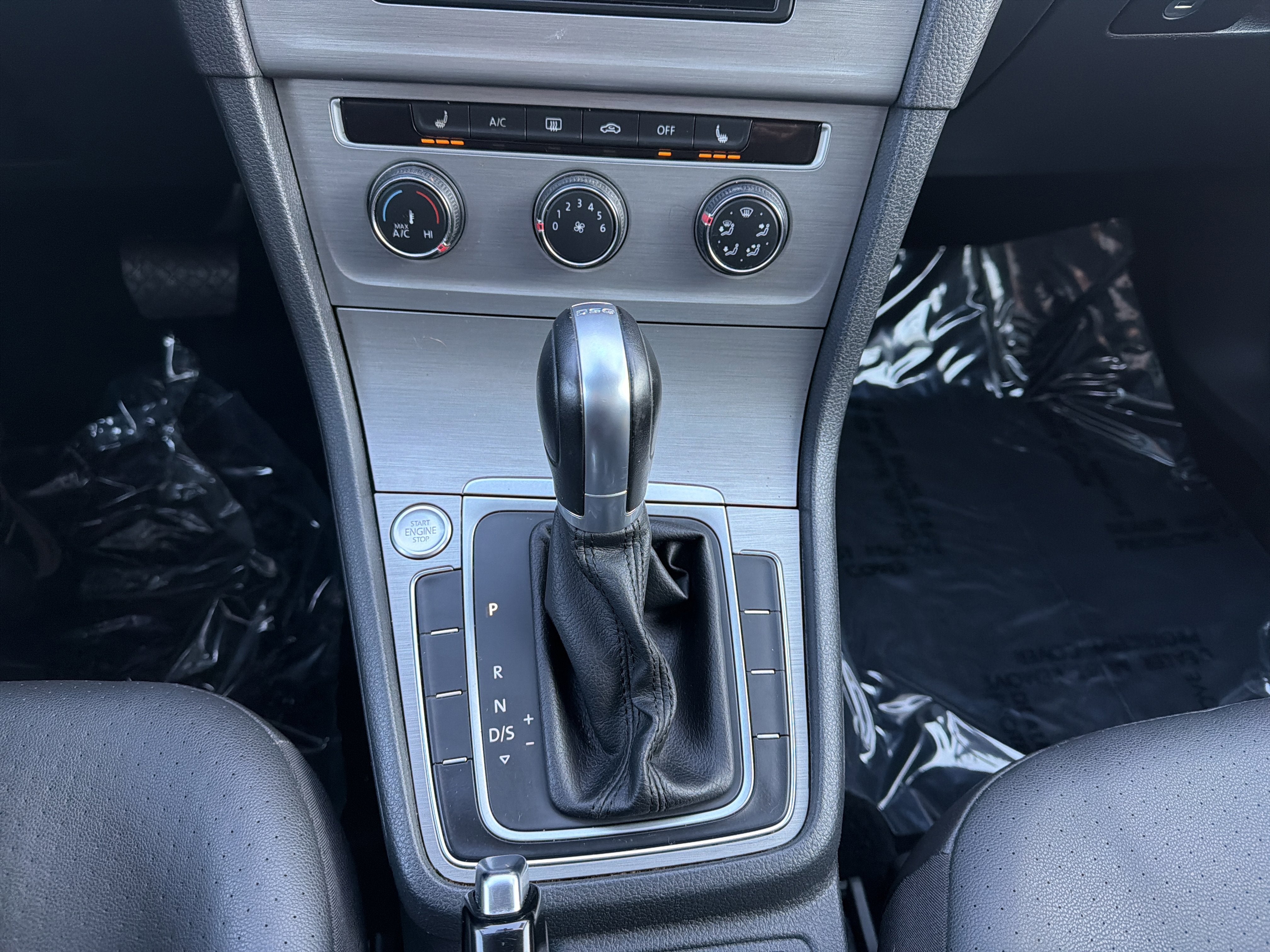 2015 Volkswagen Golf SportWagen TDI S