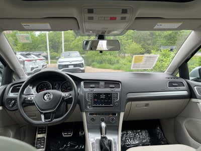 2017 Volkswagen Golf Alltrack SE