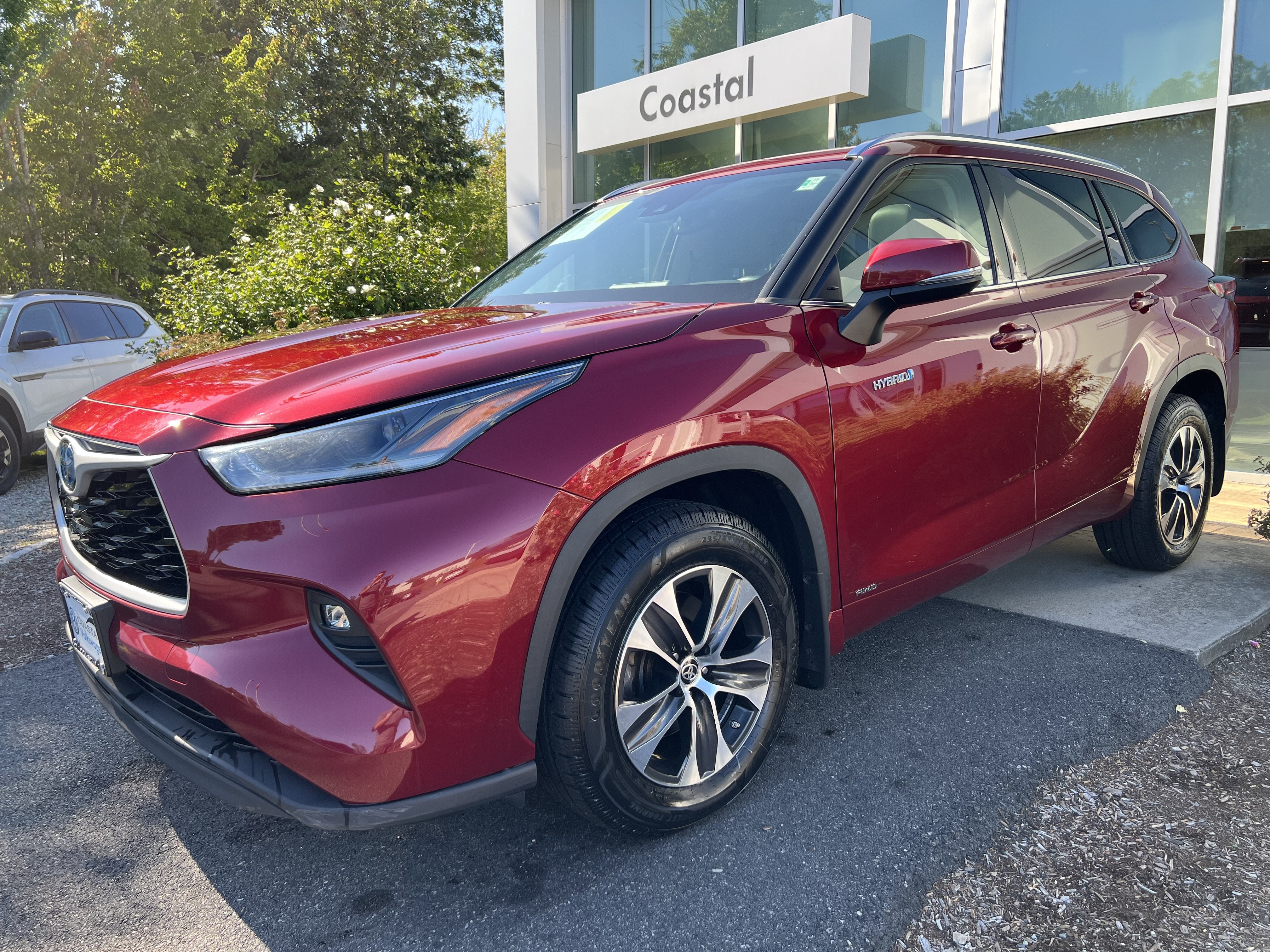 2021 Toyota Highlander Hybrid XLE
