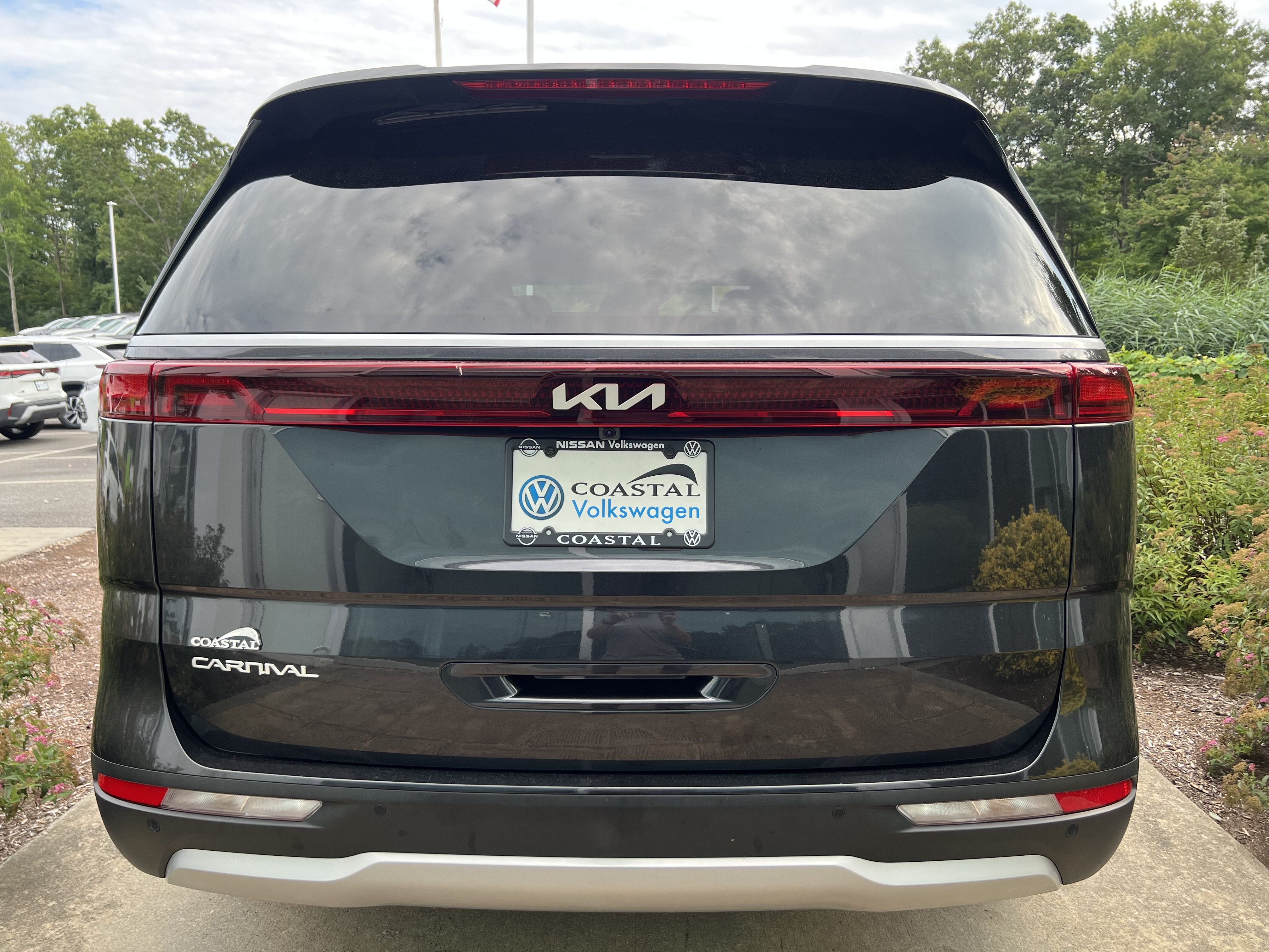 2024 Kia Carnival LX