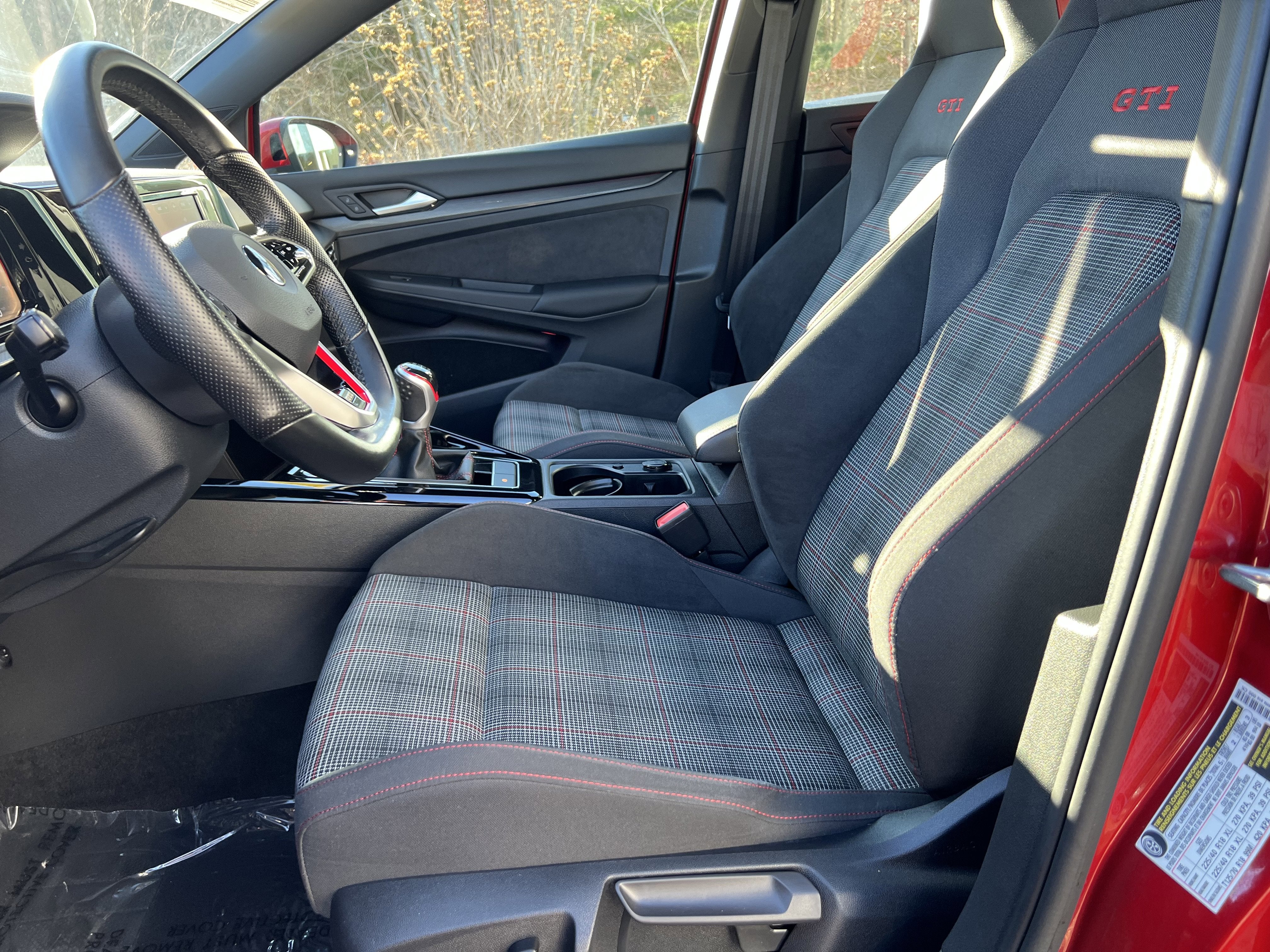 2023 Volkswagen Golf GTI S